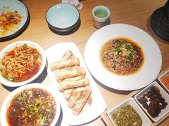 -胡马八破·川菜小馆(高新万达店)