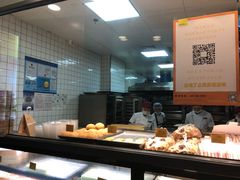 -鲍师傅糕点(江苏路店)