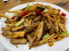 酸笋炒肥肠-牛八宝桂林米粉(八里庄店)