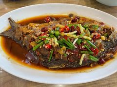 红烧武昌鱼-我家小院川菜馆(杨家湾地铁站店)