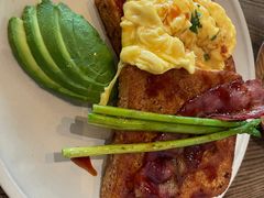 -Common Table · Brunch & Coffee