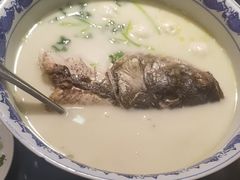 -南京金牛湖巨碗鱼头