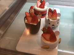 -花花卷卷·鲜食蛋糕(静安久光百货店)