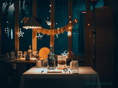 -春树下·树屋花房西餐厅(罍街AS1980店)