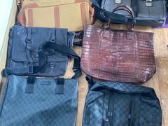 -爱革·洗衣改衣·洗鞋修鞋·洗包修包·奢侈品护理(宝地广场店)