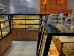 面包甜点陈列柜-起士林(荣安大街店)
