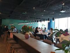 大堂-半山腰·云南菜(侨福芳草地店)