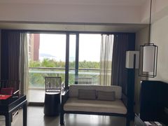 -三亚湾海居铂尔曼度假酒店