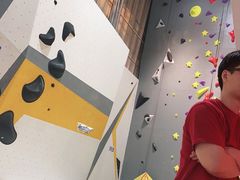 -CLIFFS颗粒攀岩(萧山众安店)