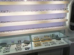 -浮光眼镜·蔡司视觉合作·数字验配中心(陆家嘴店)
