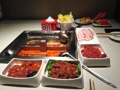 -海底捞火锅鲜切牛肉主题店(长寿路店)