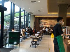 大堂-星巴克(深圳欢乐颂店)