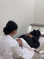 -苗方清颜专业祛痘·皮肤管理
