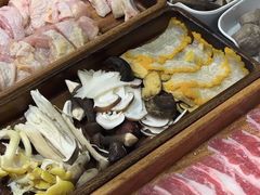 -菌小白火锅(时尚天河店)