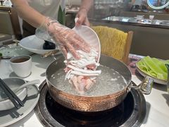 -洪氏嗨捞·广东猪肚鸡·椰子鸡火锅(西咸万象城店)