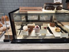 面包甜点陈列柜-光作面包Voila Lumiere(中山店)