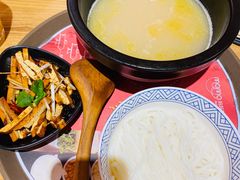 -妈妈故事米线(市府恒隆店)