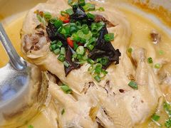 招牌岩耳神仙鸡-印象鲵宴·张家界地标美食名片(溪布街店)