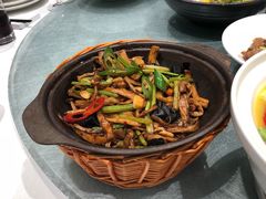 山珍菌皇一锅香-小厨娘淮扬菜(清江苏宁广场店)