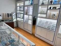 -云镜眼镜加工中心(南环路店)