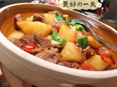 土豆烧牛腩-胡子大厨·超级小炒肉(晶耀前滩店)