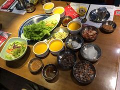 -老炉家木炭烤肉(长江国际店)