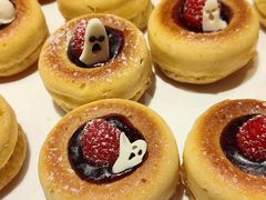 草莓小鬼蛋糕圈-昆明佳华广场酒店·西餐厅