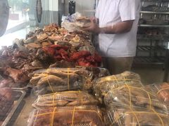 -陆稿荐观前街店