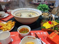 -小乌猪·金华筒骨煲(永盛购物广场店)