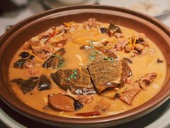 菌菇黄焖甲鱼配油条-屋里厢上海菜馆