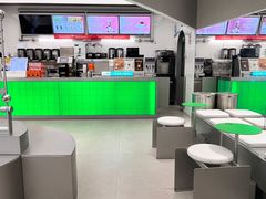 -沪上阿姨·臻选茶饮(上海环球港店)