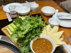 -东北农家院·铁锅炖(莘庄店)