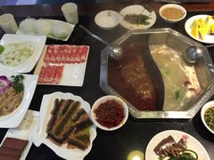 -重庆德庄火锅(体育中心店)