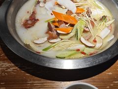 -佬土鹅肠火锅(解放路店)