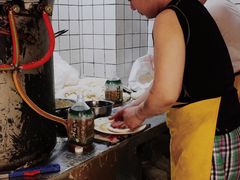 -三兄弟高炉烧饼