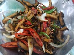 干锅山菌-郑喜旺烧烤(新密总店)