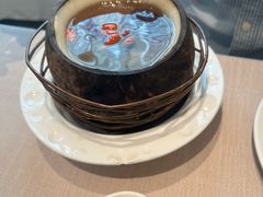 海椰皇炖乌鸡-尚一汤·粤菜海鲜(环球港店)