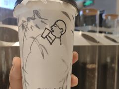 -喜茶(北京华贸购物中心店)