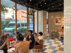 大堂-85度C(生甜甜圈研究工坊·上海平凉店)