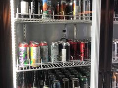-40+精酿啤酒俱乐部(国投财富广场店)