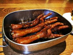 弄堂里的卤鸡爪-弄堂里·寻味杭州(湖滨银泰in77C区店)