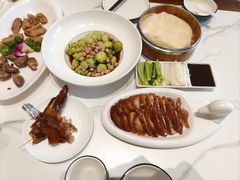 -梅利汴京烤鸭•开封豫菜地标店(东大街店)