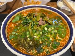 -云阿蛮云南生烫牛肉米线(奉贤路店)