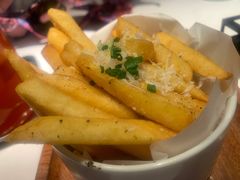 -阿妮叶李(光谷世界城店)