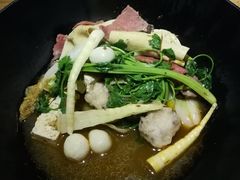 -万记麻辣烫国展总店