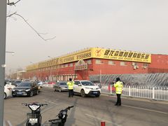 -健龙森俱乐部·游泳·健身·羽毛球综合体育馆