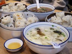 鲜肉小馄饨-景芳周大姐(国大城市广场店)