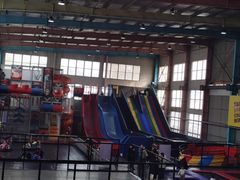 -天空之城蹦床攀岩运动馆·团建拓展·亲子游乐·生日派对(合肥店)