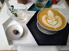 -茶是一枝花泡茶店