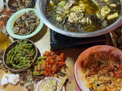 -老街烧烤大排档·地道湖北菜·龙虾馆(汉口火车站店)